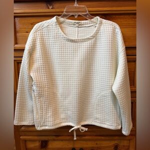 Max Studio White Textured Top. Pockets. Sz S. Oversized